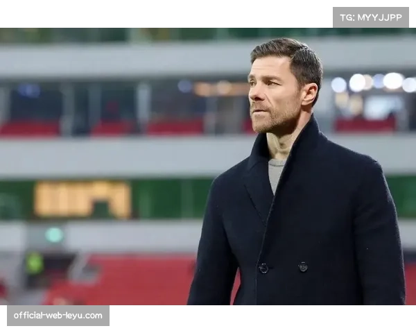 哈维阿隆索出席新闻发布会深度解析西甲第九轮对阵赫塔费前的战略布局